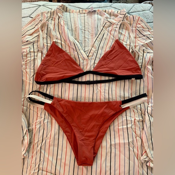 SWIM BUNDLE - TAVIK Zeppelin Rust Swimsuit Set & TAVIK Arlo Cover Up Size Large - Picture 2 of 10